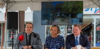 Prome Minister Mike Eman ta destaca importancia di restauracion di John G. Eman Bank pa revitalisa centro di Oranjestad