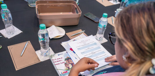 Aruba Bank ta apoya bienestar mental y famianan mas fuerte: Durante “One Family Generation At A Time” di FADA