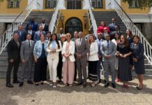 Parlamentario Eduard Pieters (PPA): “Duna Corsou y Sint Maarten e mesun derecho cu Aruba, pero no mishi cu e derecho di Aruba”.