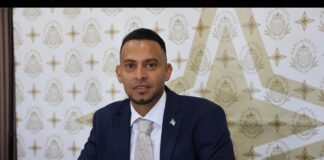 Parlamentario di AVP, Dennerich Kelly: Regulacion di vacation rentals mester proteha turismo y acceso na vivienda: Haci distincion entre propietario individual y operador comercial