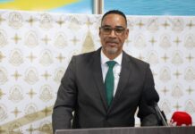Parlamentario di AVP, Clifford Heyliger: “Un salario husto ta bal e discusion”