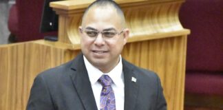 Parlamentario Eduard Pieters: “Vacation rental no por crece a costo di e Arubiano cu kier un cas!”