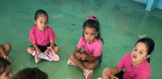 Aruba, laga nos traha cinta: Un cinta chikito, un isla uni pa salud di hende muhe